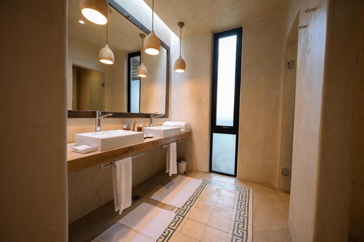 Casa Crux - Bodega Alfa Crux Villa Eugenio Bustos ภายนอก รูปภาพ